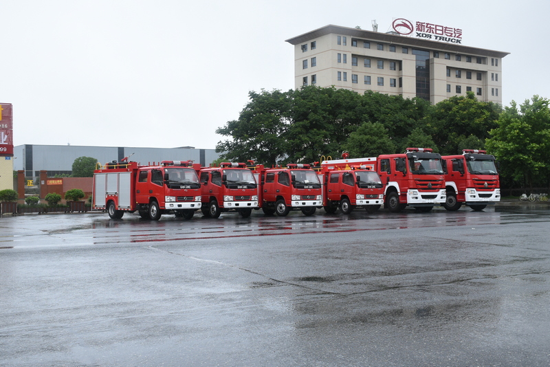 14辆消防车 2辆救护车 检验合格整装待发
